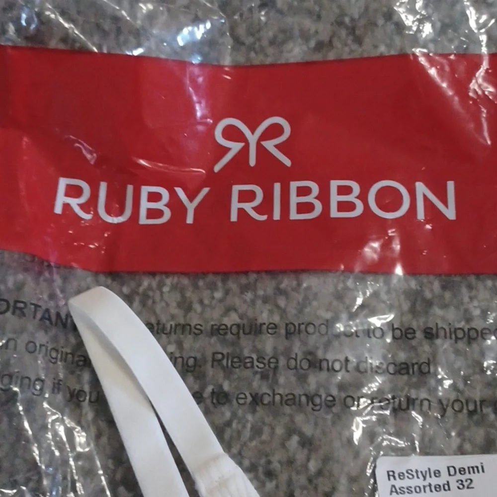 Ruby Ribbon Cream Bralette - Picture 4 of 6